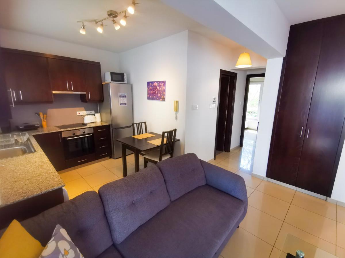 Promenade Breeze City Apartment Larnaca Exterior foto
